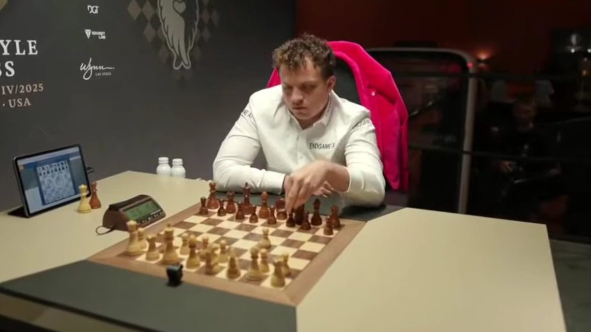 Hans Niemann had an impressive Day 1 at the  Freestyle Chess Grand Slam Las Vegas, finishing second in his group. Image: Freestyle Chess
 Hans Niemann had an impressive Day 1 at the  Freestyle Chess Grand Slam Las Vegas, finishing second in his group. Image: Freestyle Chess