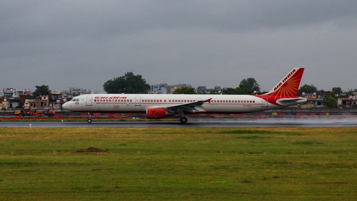 Air India to partially resume international flights after deadly June crash