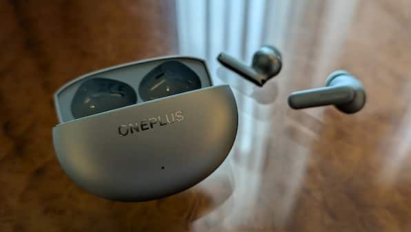 OnePlus Buds 4 Review: Flagship noise cancellation, midrange sound quality