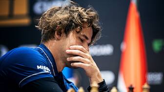 Magnus Carlsen unleashed a series of 11 moves that forced his opponent to resign. FIDE