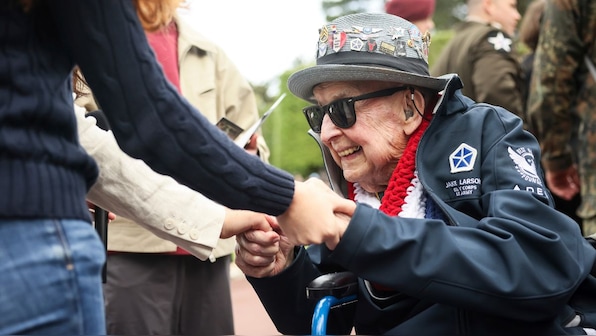 Who was Papa Jake Larson, the 102-year-old WWII hero and TikTok star who inspired millions?