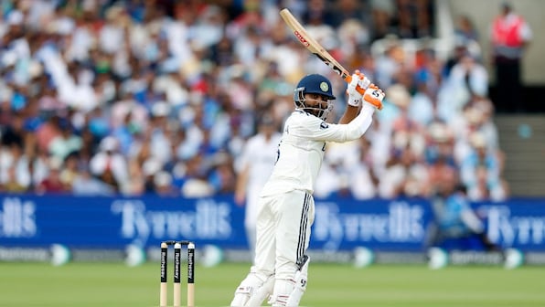 Former Pakistan cricketer slams Ravindra Jadeja for lacking intent during chase in Lord's Test: 'No batter tried to make runs'