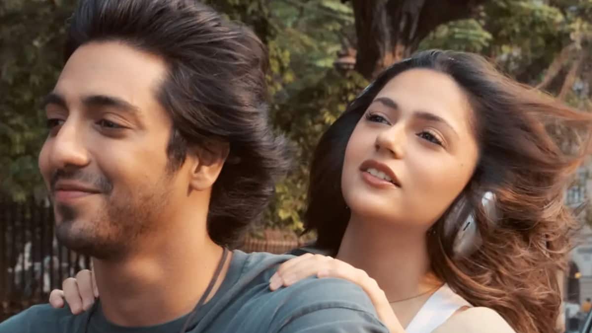 "Saiyaara" Becomes Blockbuster: Ahaan Panday, Aneet Padda Star