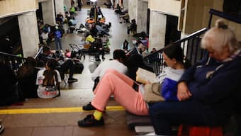 People take shelter inside a metro station during a Russian military strike, amid Russia's attack on Ukraine, in Kyiv, Ukraine, June 29, 2025. File Image/Reuters