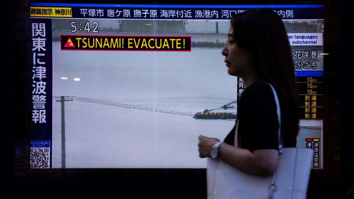 Did Japanese Baba Vanga’s July prediction come true? Tsunami hits Japan after earthquake in Russia