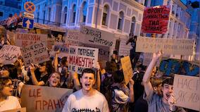 Zelenskyy promises new bill to strenghthen rule of law as anti-corruption protests continue for second day