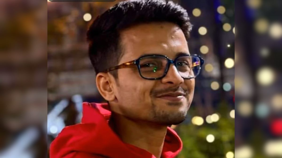 Monojit Mishra is the main accused in the gangrape of a law student that took place in Kolkata. Image: Facebook
Monojit Mishra is the main accused in the gangrape of a law student that took place in Kolkata. Image: Facebook