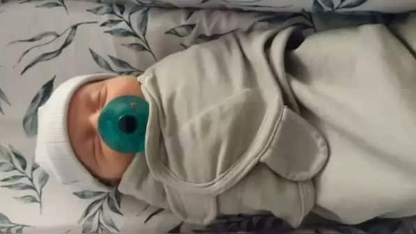 World’s 'oldest baby' is here: How child was born from embryo frozen in 1994