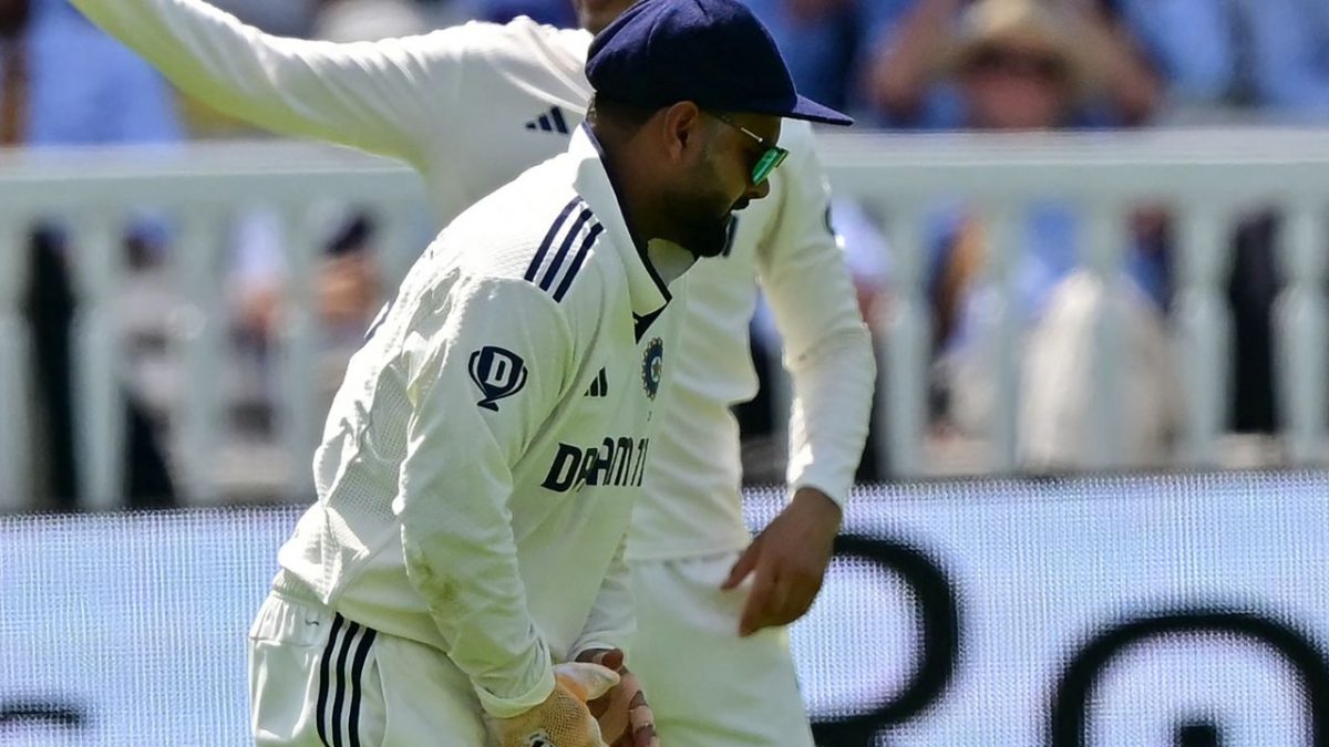 If Rishabh Pant plays as specialist batter, then who will keep wickets for India in the 4th Test? If Rishabh Pant plays as specialist batter, then who will keep wickets for India in the 4th Test?