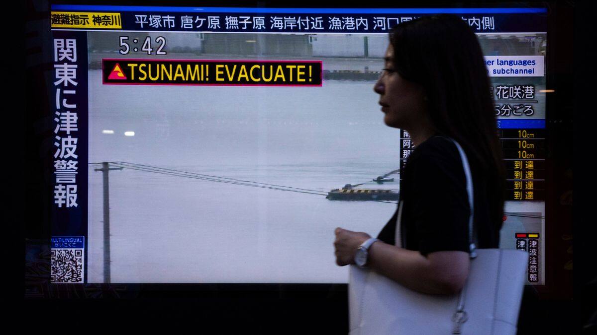 Smaller Tsunami Triggers Mass Pacific Evacuations