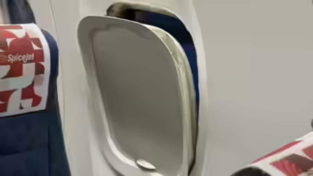 SpiceJet flight’s window frame comes loose mid-air. How risky is that?