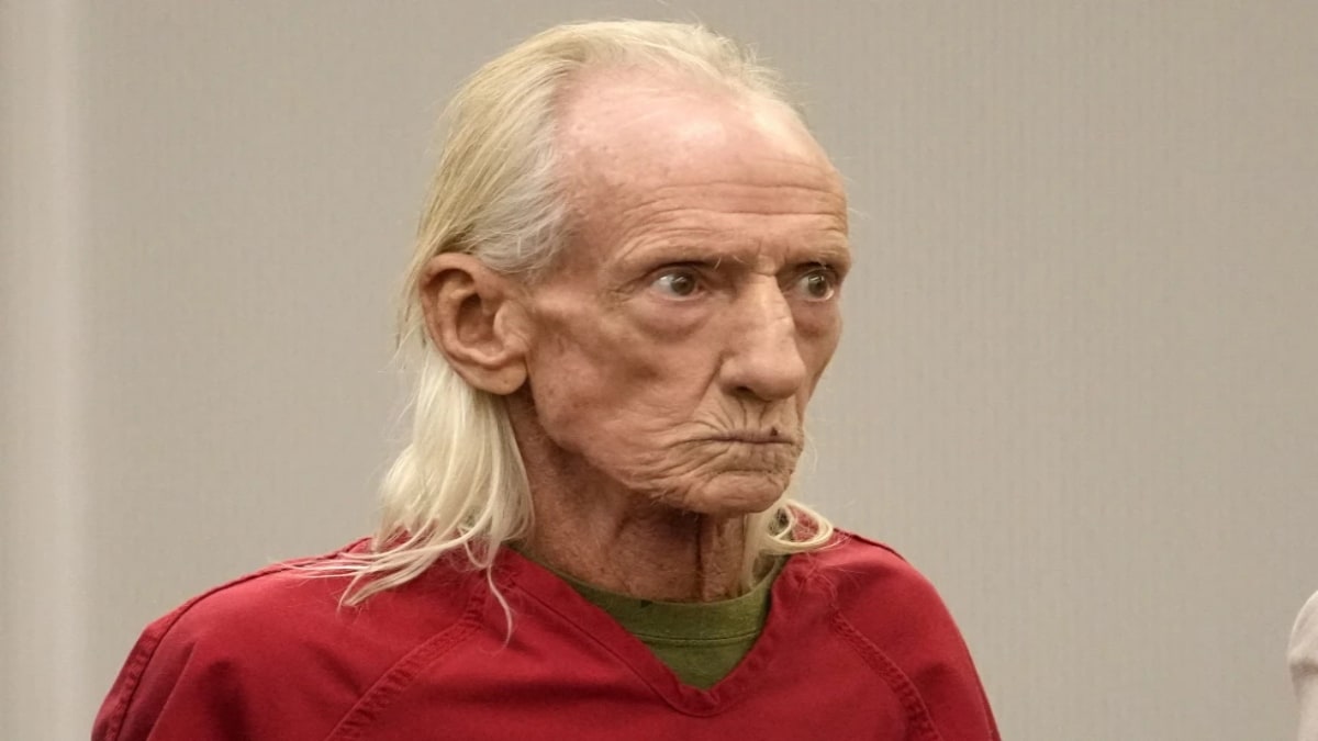 53 YO landlord who stabbed Palestinian-American boy to death dies in prison