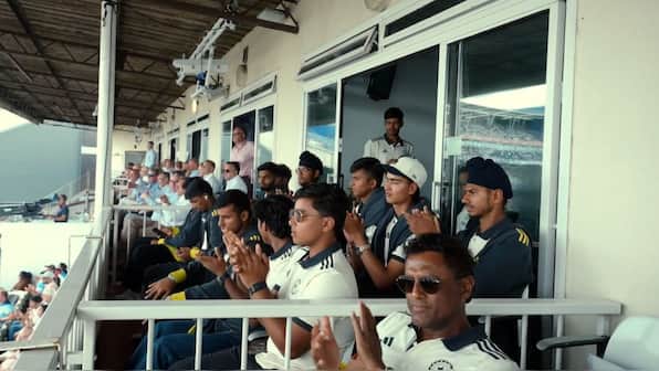 VVS Laxman's special gesture allows Vaibhav Suryavanshi and his U19 teammates to witness Shubman Gill's historic knock