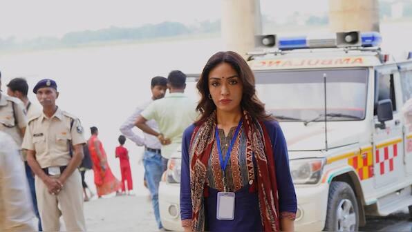 Khushalii Kumar shares a glimpse of her shoot amid Patna's scorching heat and spiritual energy