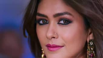 'Son of Sardaar 2': Mrunal Thakur shines in the new song from Ajay Devgn's comedy, grooves to 'Nachdi'
