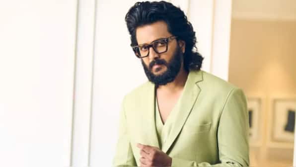 After 'Raid 2' & 'Housefull 5' success, Riteish Deshmukh starts shooting for 'Masti 4' in London