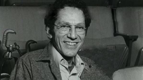 Tom Lehrer, song satirist and mathematician, dies at 97