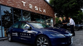 Tesla losing traction in US EV market as rivals accelerate, forcing an 8-year low below 40%