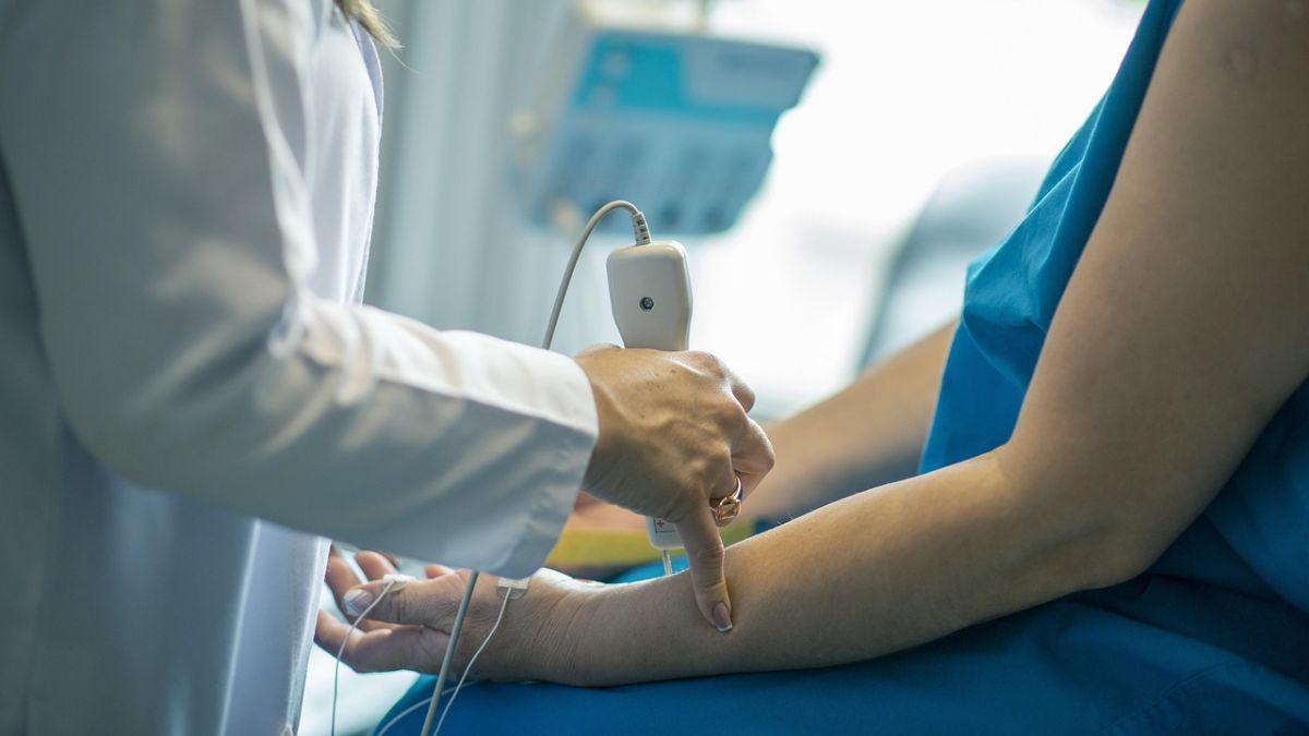 London clinic claims to remove microplastics from body for Rs 13.5 lakh. What is the procedure? – Firstpost London clinic claims to remove microplastics from body for Rs 13.5 lakh. What is the procedure? – Firstpost