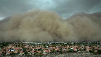 A giant dust storm approaches the Phoenix metro area. AP
