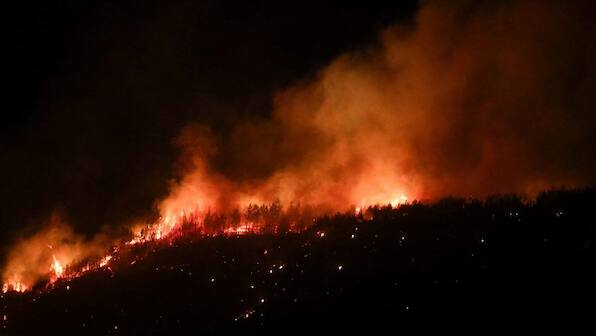 Over 250 evacuated as massive forest fire engulfs Gallipoli peninsula, Turkey