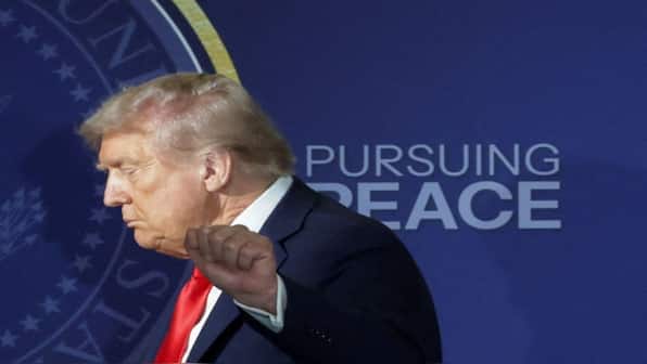 Trump rates meeting with Putin as '10 on 10', refuses to reveal areas of disagreement