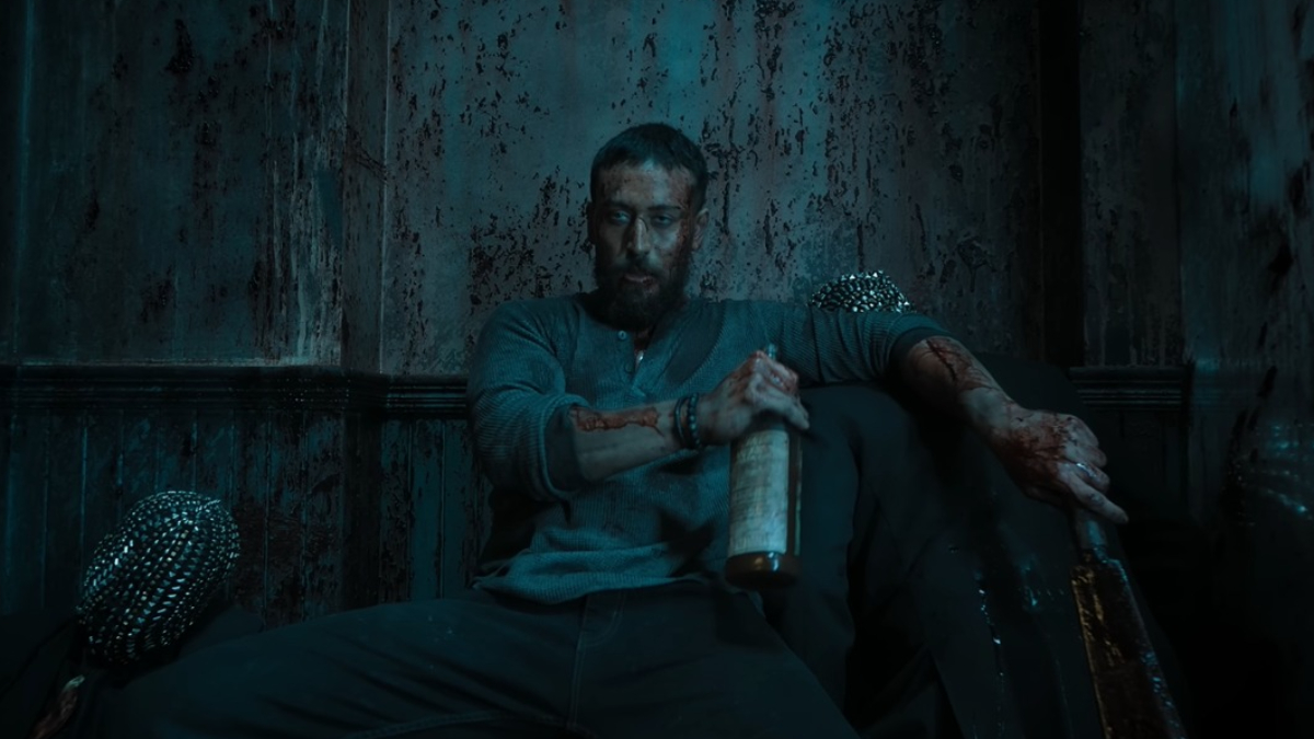 Tiger Shroff-Sanjay Dutt's 'Baaghi 4' Teaser Review: Brutal, barbaric, violent, and replete with 'Animal' vibes Tiger Shroff-Sanjay Dutt's 'Baaghi 4' Teaser Review: Brutal, barbaric, violent, and replete with 'Animal' vibes