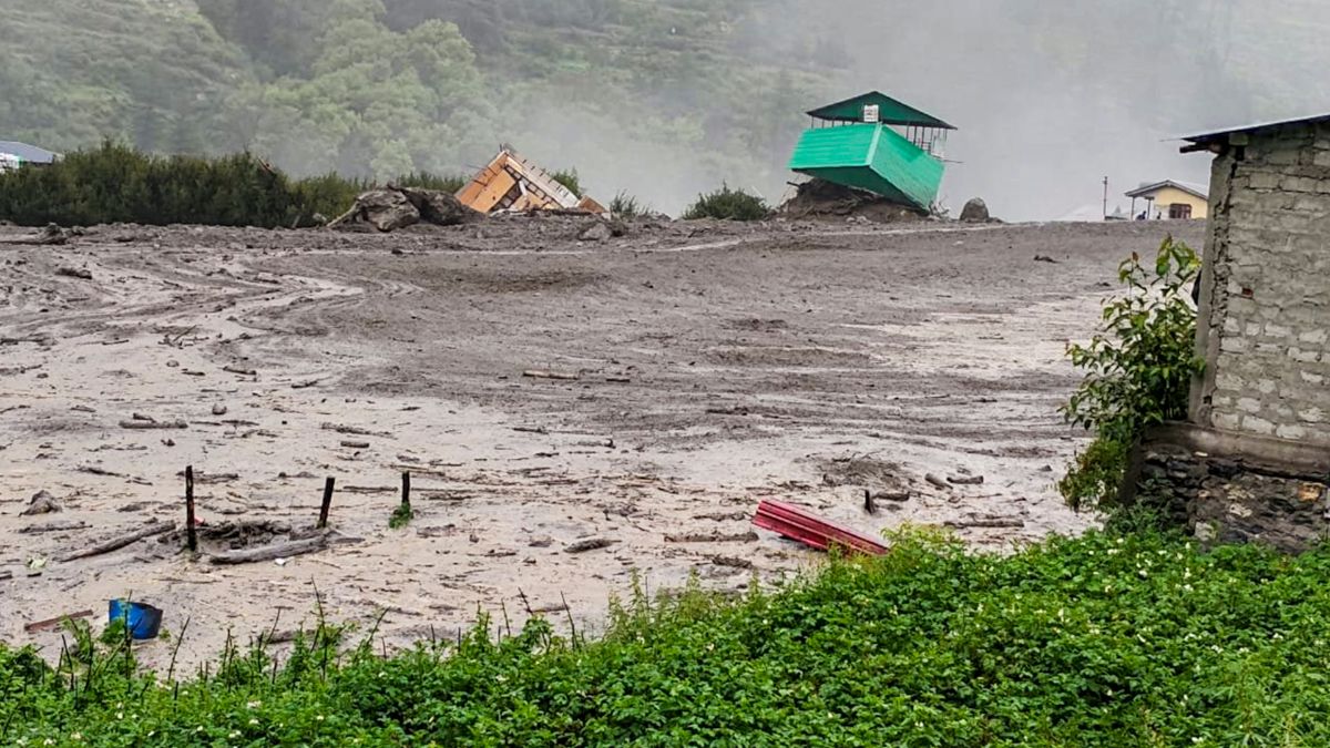 4 dead, houses collapse like deck of cards: How flash floods wreaked havoc in Uttarakhand village 4 dead, houses collapse like deck of cards: How flash floods wreaked havoc in Uttarakhand village
