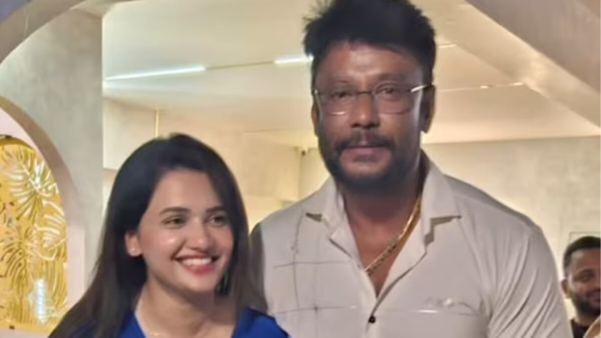 Kannada actor-producer Darshan, along with Pavitra Gowda, arrested in the case of his fan's murder: Reports Kannada actor-producer Darshan, along with Pavitra Gowda, arrested in the case of his fan's murder: Reports