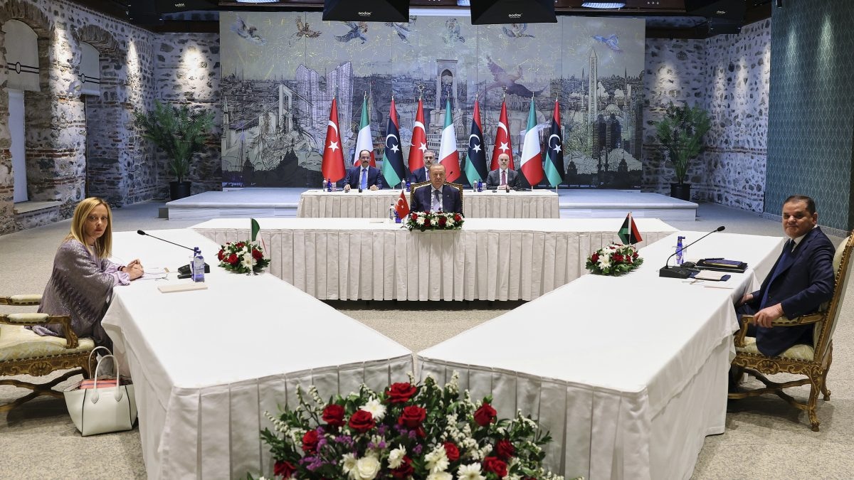 Turkish, Italian, Libyan leaders discuss joint strategy to curb migration and support Libyan unity