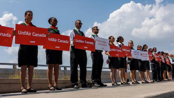 Air Canada strikes deal with union after 10,000 attendants walk off, to resume flights soon
