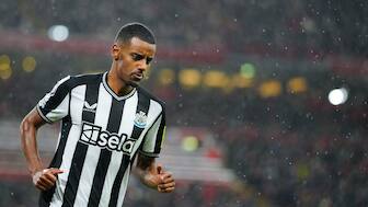 Alexander Isak could still leave Newcastle as Liverpool prepare a mega offer for the striker. Image: AP