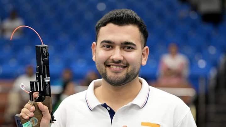 Anish Bhanwala wins silver in rapid fire pistol at Asian Shooting Championships 2025