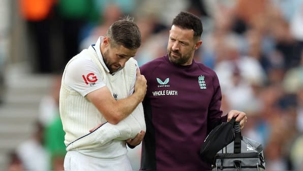 'It doesn’t look great': Chris Woakes may miss rest of fifth Test vs India with shoulder injury