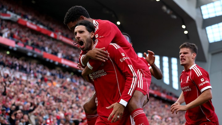 Szoboszlai's brilliant free kick helps Liverpool defeat Arsenal 1-0; Manchester City stunned by Brighton