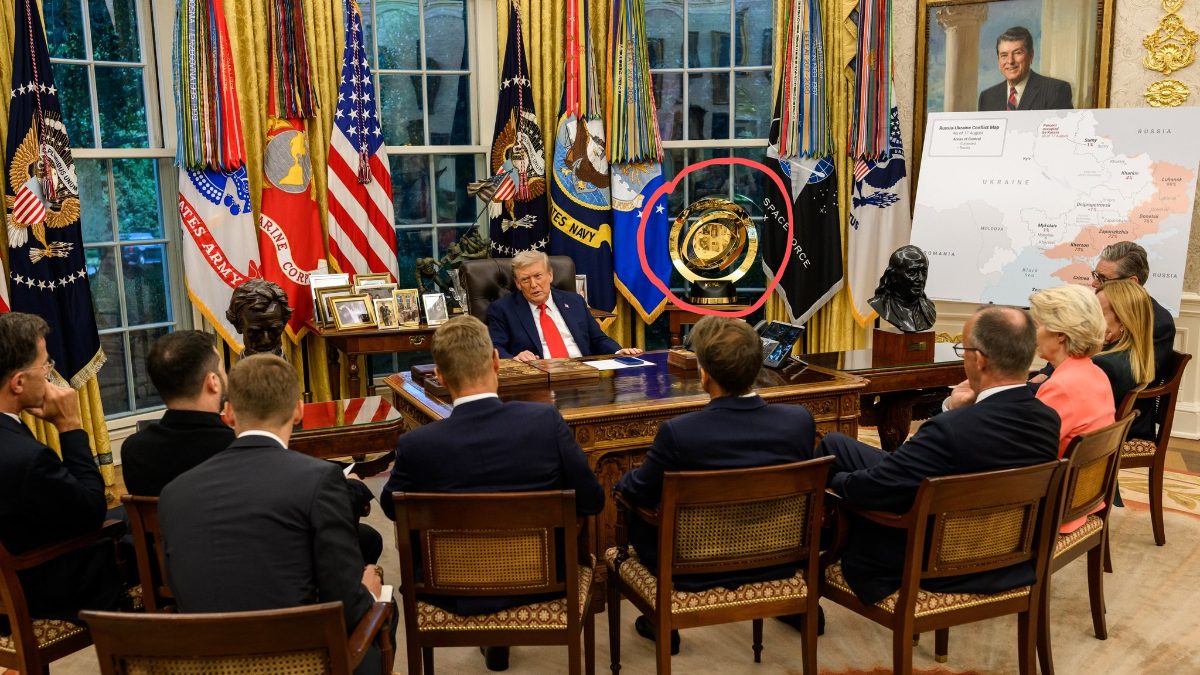 Fact check: Does Donald Trump have the real FIFA Club World Cup trophy in the Oval Office?