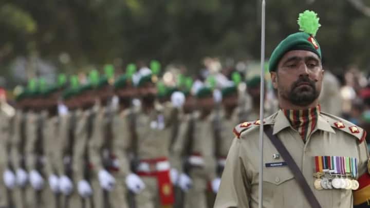 FirstUp: Pakistan's armed forces to hold Independence Day defence show & other news today