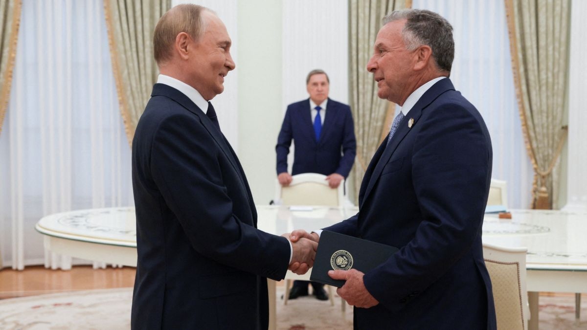 Witkoff meets Putin as Trump eyes sanctioning Russia’s ‘shadow fleet’ if Ukraine truce talks fail