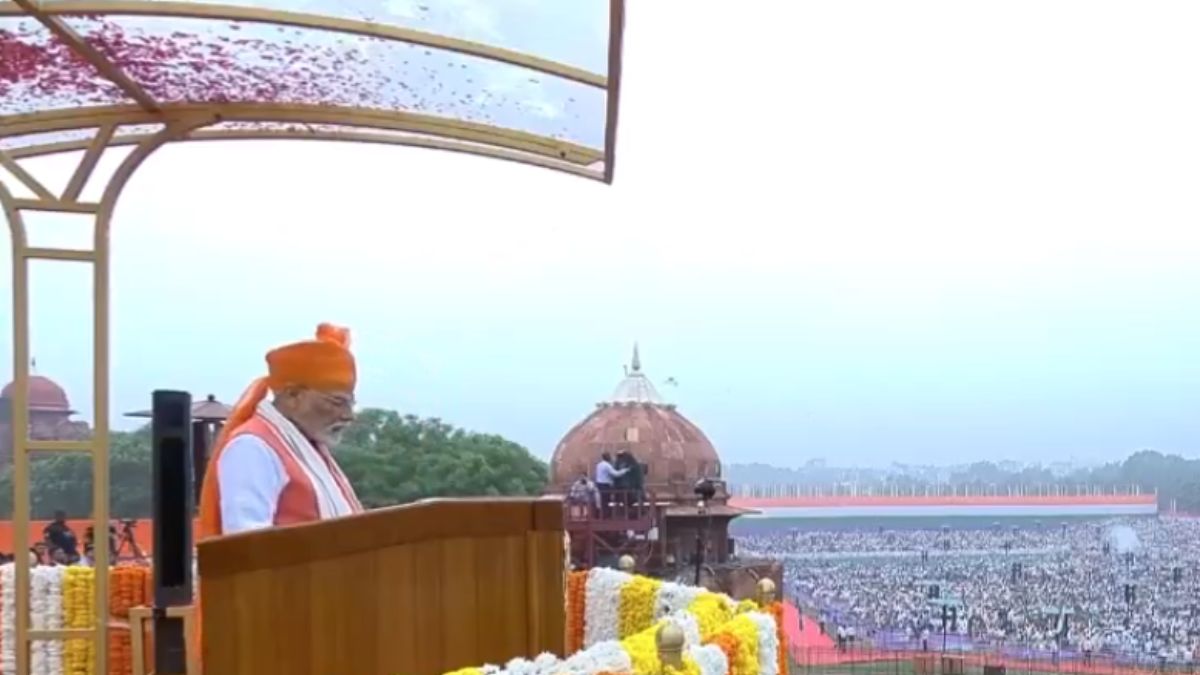 ‘India’s demography is being altered, vulnerable people targeted’: PM Modi hits out at ‘infiltrators’ ‘India’s demography is being altered, vulnerable people targeted’: PM Modi hits out at ‘infiltrators’