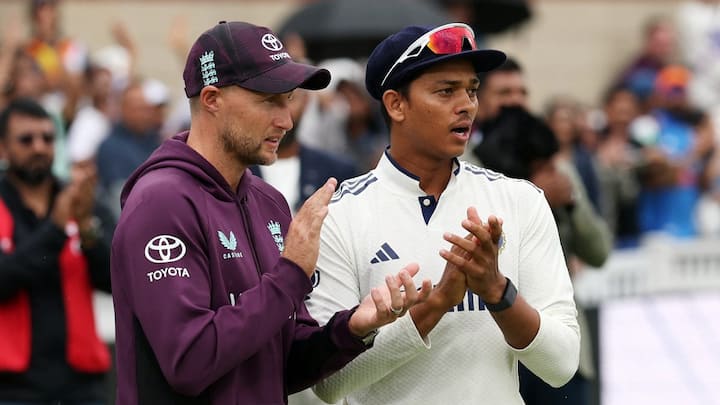 India-England players meet after fifth Test to celebrate rivalry; Joe Root offers words of wisdom: Report India-England players meet after fifth Test to celebrate rivalry; Joe Root offers words of wisdom: Report