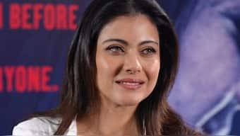 Kajol snaps at a reporter when asked to speak in Hindi at Maharashtra State Film Awards 2025, netizens blast the actress- Watch
