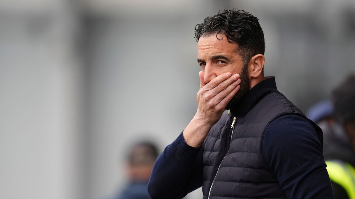 Desperate Man United could go for a midfielder who was turned down by Erik ten Hag Desperate Man United could go for a midfielder who was turned down by Erik ten Hag