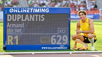 Armand Duplantis established new world record in pole vault at the 15th Gyulai Istvan Memorial Track and Field Hungarian Grand Prix. Image: AP