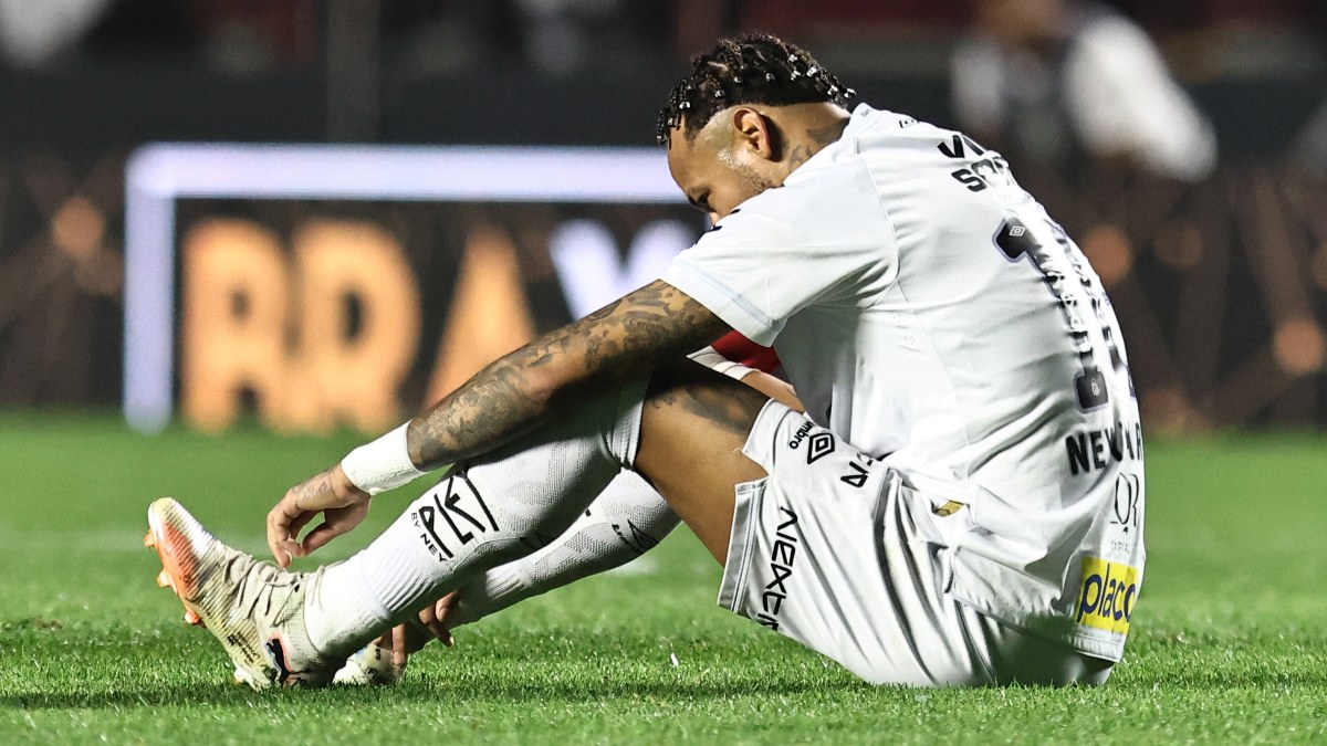 Neymar Jr was in tears after Santos suffered a humiliating 6-0 thrashing at the hands of Vasco da Gama in the Brazilian Serie A. Reuters Neymar Jr was in tears after Santos suffered a humiliating 6-0 thrashing at the hands of Vasco da Gama in the Brazilian Serie A. Reuters