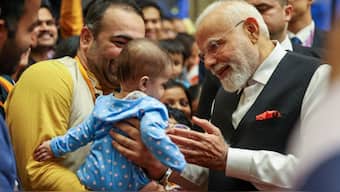 Prime Minister Narendra Modi with members of Indian diaspora. 