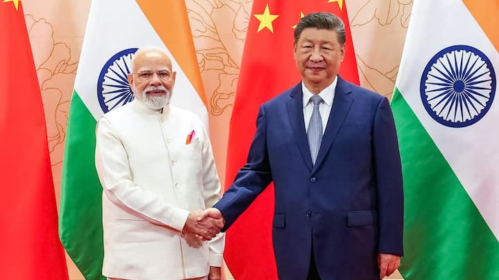 Ties warming up, India resumes tourist visas for Chinese nationals globally: Report Ties warming up, India resumes tourist visas for Chinese nationals globally: Report