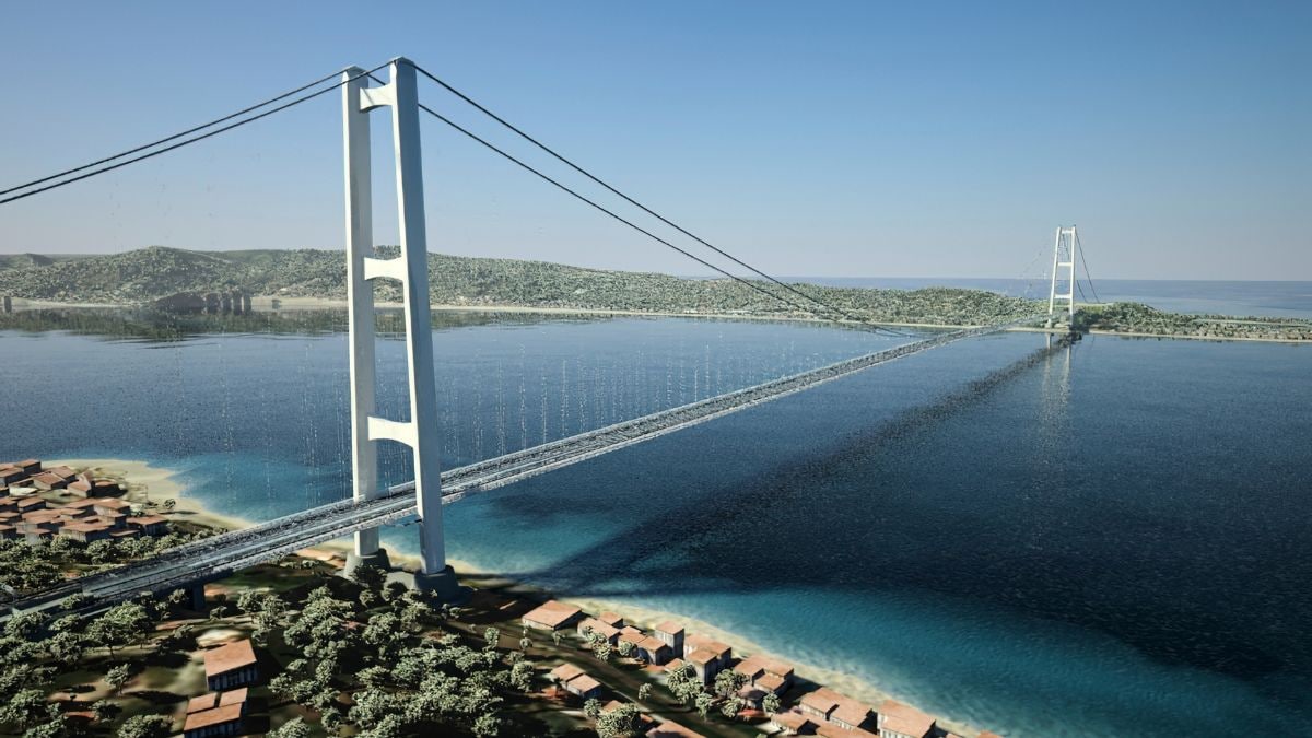 This digital rendering shows a bridge linking the Italian mainland with Sicily, a long-delayed 13.5 billion euro ($15.5 billion) project, August 6, 2025. Webuild – Eurolink Image Library via AP