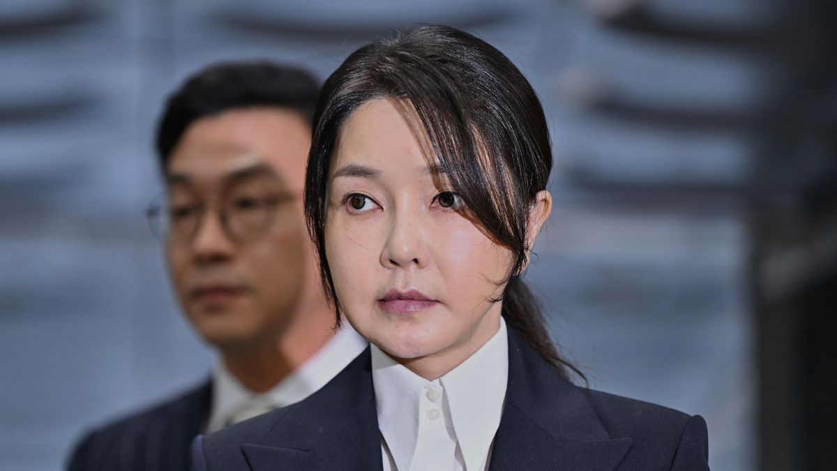 South Korea's former first lady Kim Keon-hee, wife of impeached former president Yoon Suk Yeol, arrives at a court to attend a hearing to review her arrest warrant requested by special prosecutors, in Seoul, South Korea, August 12, 2025. Pool Photo via AP South Korea's former first lady Kim Keon-hee, wife of impeached former president Yoon Suk Yeol, arrives at a court to attend a hearing to review her arrest warrant requested by special prosecutors, in Seoul, South Korea, August 12, 2025. Pool Photo via AP