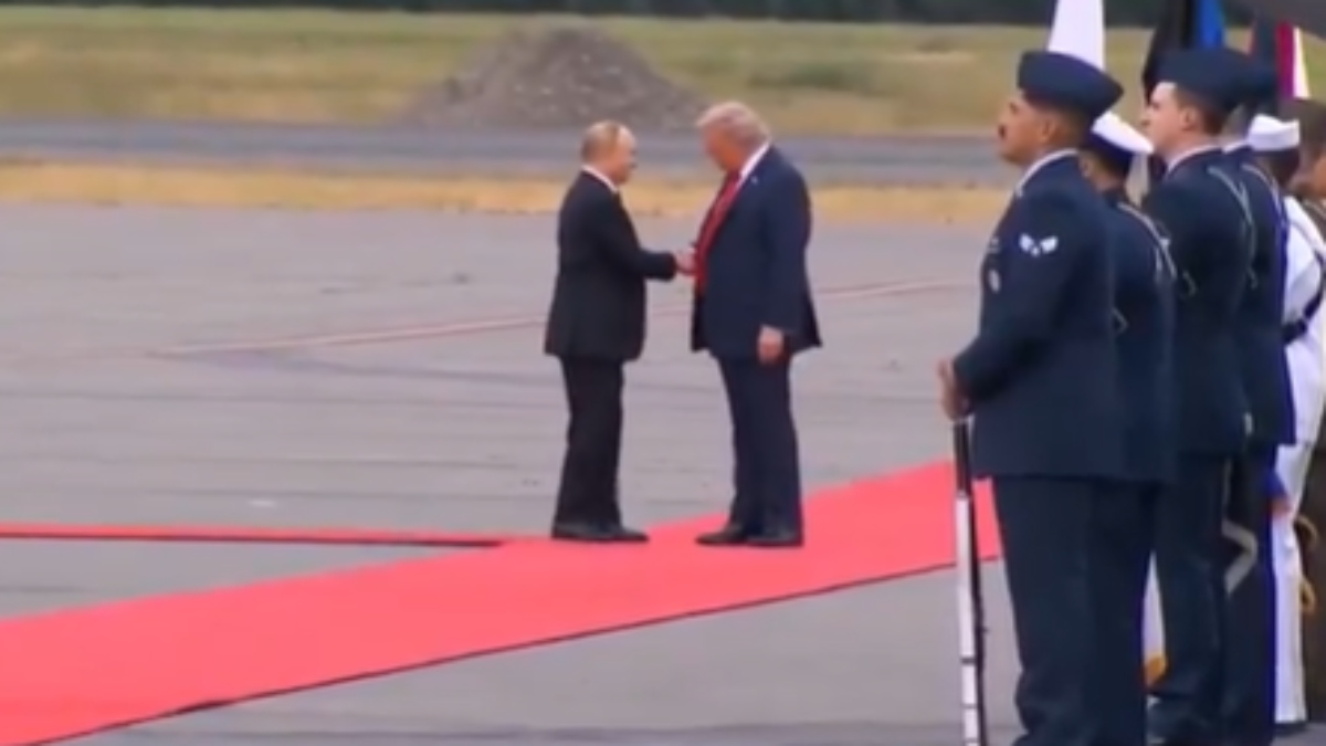 WATCH: Trump, Putin exchange greetings in Anchorage, share rare private ride ahead of talks