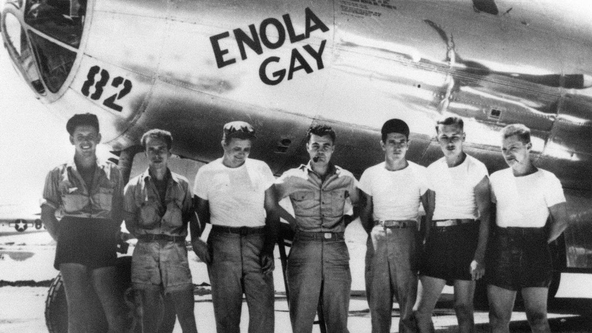 This photo obtained from the US Air Force dated August 1945 shows the crew of the B-29 bomber "Enola Gay" including pilot Paul W Tibbets (C), who named the aircraft after his mother, which dropped the atomic bomb on Hiroshima during World War II. AFP Photo/US Air Force This photo obtained from the US Air Force dated August 1945 shows the crew of the B-29 bomber "Enola Gay" including pilot Paul W Tibbets (C), who named the aircraft after his mother, which dropped the atomic bomb on Hiroshima during World War II. AFP Photo/US Air Force